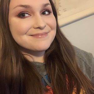 Meet your Posher, Bailey